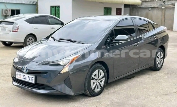 Buy Used Toyota Prius Other Car in Chbar Mon in Kampong Speu Province Buy Used Toyota Prius Other Car in Chbar Mon in Kampong Speu Province