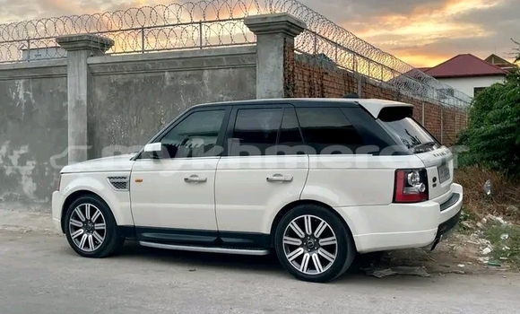 Buy Used Range Rover Range Rover White Car in Chbar Mon in Kampong Speu Province Buy Used Range Rover Range Rover White Car in Chbar Mon in Kampong Speu Province