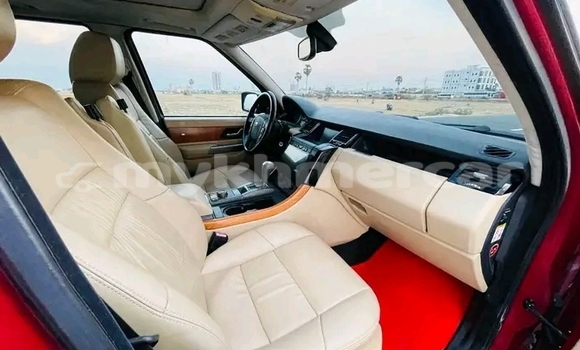 Buy Used Range Rover Range Rover Red Car in Chbar Mon in Kampong Speu Province Buy Used Range Rover Range Rover Red Car in Chbar Mon in Kampong Speu Province