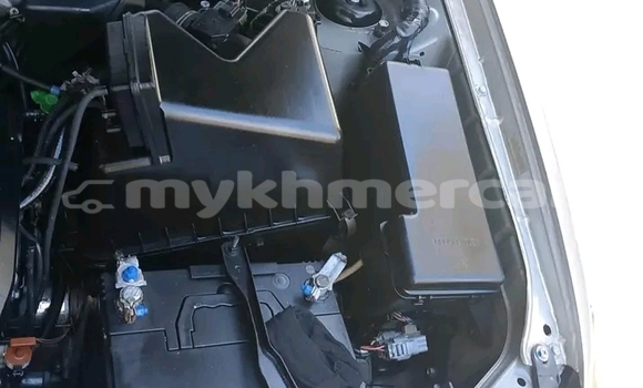 Acheter Occasion Voiture Toyota Highlander Autre à Chbar Mon, Kampong Speu Province Acheter Occasion Voiture Toyota Highlander Autre à Chbar Mon, Kampong Speu Province