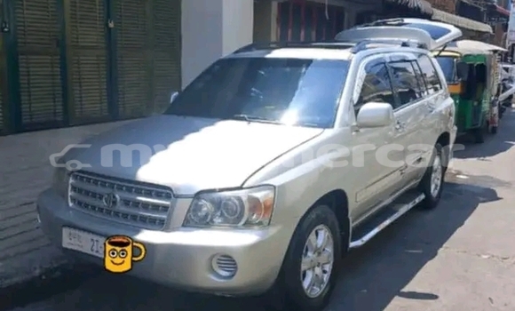 Acheter Occasion Voiture Toyota Highlander Autre à Chbar Mon, Kampong Speu Province Acheter Occasion Voiture Toyota Highlander Autre à Chbar Mon, Kampong Speu Province