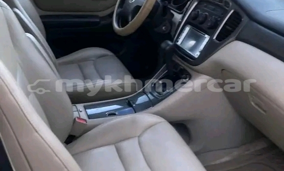 Acheter Occasion Voiture Toyota Highlander Autre à Chbar Mon, Kampong Speu Province Acheter Occasion Voiture Toyota Highlander Autre à Chbar Mon, Kampong Speu Province