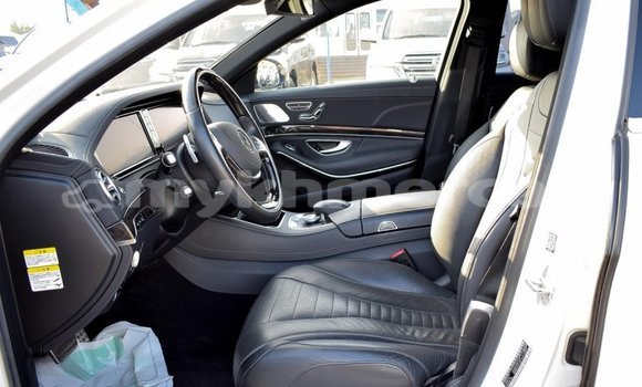 Buy Used Mercedes-Benz S–Class White Car in Import - Dubai in Kampot Province Buy Used Mercedes-Benz S–Class White Car in Import - Dubai in Kampot Province