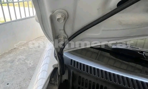 Buy Used Toyota Prius White Car in Cheom Ksan in Preah Vihear Province Buy Used Toyota Prius White Car in Cheom Ksan in Preah Vihear Province