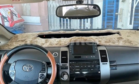 Buy Used Toyota Prius White Car in Cheom Ksan in Preah Vihear Province Buy Used Toyota Prius White Car in Cheom Ksan in Preah Vihear Province