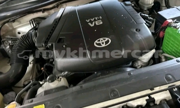 Acheter Occasion Voiture Toyota Tacoma Blanc à Cheom Ksan, Preah Vihear Province Acheter Occasion Voiture Toyota Tacoma Blanc à Cheom Ksan, Preah Vihear Province