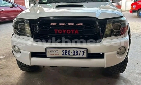 Acheter Occasion Voiture Toyota Tacoma Blanc à Cheom Ksan, Preah Vihear Province Acheter Occasion Voiture Toyota Tacoma Blanc à Cheom Ksan, Preah Vihear Province