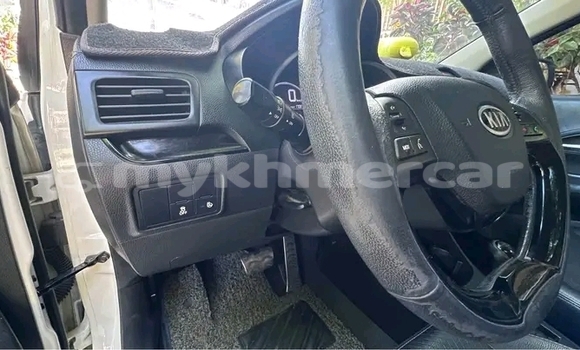 Buy Used Kia Morning White Car in Mongkol Borey in Banteay Meanchey Province Buy Used Kia Morning White Car in Mongkol Borey in Banteay Meanchey Province