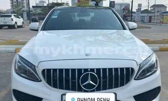 Buy Used Mercedes-Benz AMG GLE Coupe White Car in Kampong Cham in Kampong Cham Province Buy Used Mercedes-Benz AMG GLE Coupe White Car in Kampong Cham in Kampong Cham Province