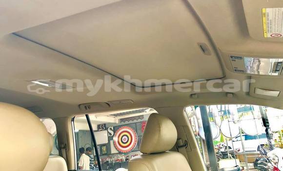 Acheter Occasion Voiture Toyota Land Cruiser Prado Blanc à Phnom Penh, Phnom Penh Acheter Occasion Voiture Toyota Land Cruiser Prado Blanc à Phnom Penh, Phnom Penh