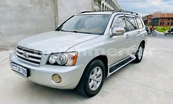 Buy Used Toyota Highlander Other Car in Chbar Mon in Kampong Speu Province Buy Used Toyota Highlander Other Car in Chbar Mon in Kampong Speu Province