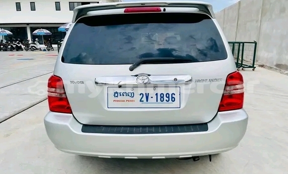 Buy Used Toyota Highlander Other Car in Chbar Mon in Kampong Speu Province Buy Used Toyota Highlander Other Car in Chbar Mon in Kampong Speu Province