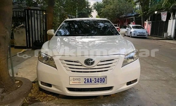 Acheter Occasion Voiture Toyota Camry Blanc à Khemarak Phoumin, Koh Kong Province Acheter Occasion Voiture Toyota Camry Blanc à Khemarak Phoumin, Koh Kong Province