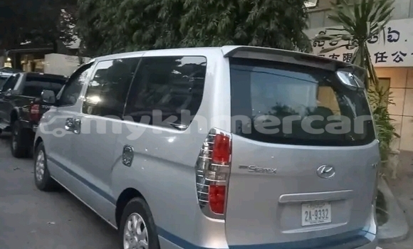 Buy Used Hyundai Starex Other Car in Chbar Mon in Kampong Speu Province Buy Used Hyundai Starex Other Car in Chbar Mon in Kampong Speu Province