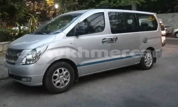 Buy Used Hyundai Starex Other Car in Chbar Mon in Kampong Speu Province Buy Used Hyundai Starex Other Car in Chbar Mon in Kampong Speu Province
