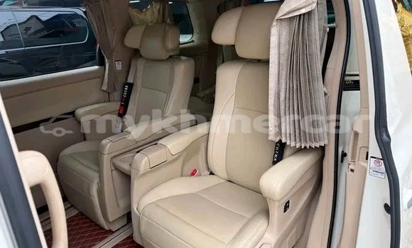 ទិញ បានប្រើ Toyota Alphard White ឡាន} ក្នុង Chbar Mon ក្នុង Kampong Speu Province ទិញ បានប្រើ Toyota Alphard White ឡាន} ក្នុង Chbar Mon ក្នុង Kampong Speu Province