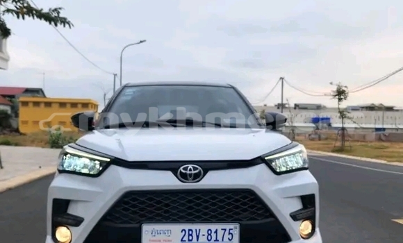 Buy Used Toyota Rush White Car in Chbar Mon in Kampong Speu Province Buy Used Toyota Rush White Car in Chbar Mon in Kampong Speu Province