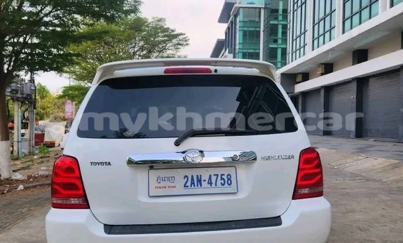 ទិញ បានប្រើ Toyota Highlander White ឡាន} ក្នុង Chbar Mon ក្នុង Kampong Speu Province ទិញ បានប្រើ Toyota Highlander White ឡាន} ក្នុង Chbar Mon ក្នុង Kampong Speu Province