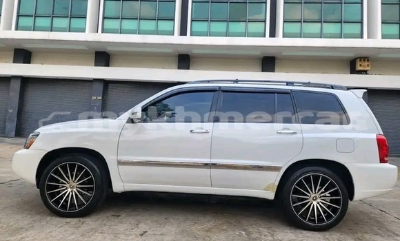 ទិញ បានប្រើ Toyota Highlander White ឡាន} ក្នុង Chbar Mon ក្នុង Kampong Speu Province ទិញ បានប្រើ Toyota Highlander White ឡាន} ក្នុង Chbar Mon ក្នុង Kampong Speu Province