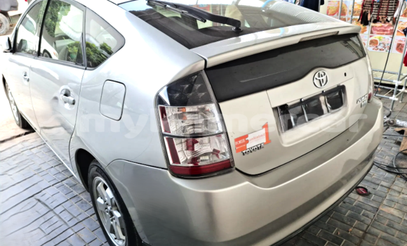 Buy Used Toyota Prius Silver Car in Phnom Penh in Phnom Penh Buy Used Toyota Prius Silver Car in Phnom Penh in Phnom Penh