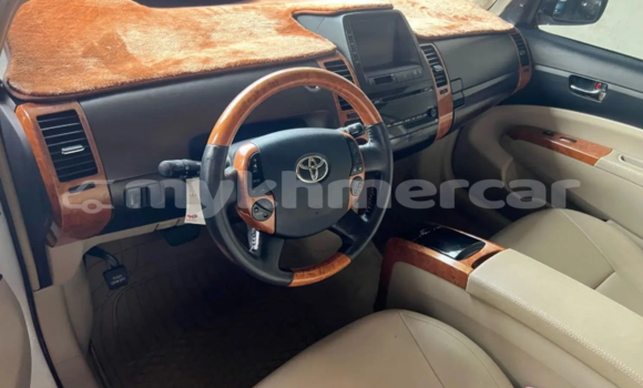 Buy Used Toyota Prius White Car in Phnom Penh in Phnom Penh Buy Used Toyota Prius White Car in Phnom Penh in Phnom Penh