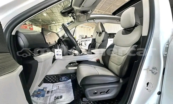 Buy Used Ford Territory White Car in Chbar Mon in Kampong Speu Province Buy Used Ford Territory White Car in Chbar Mon in Kampong Speu Province