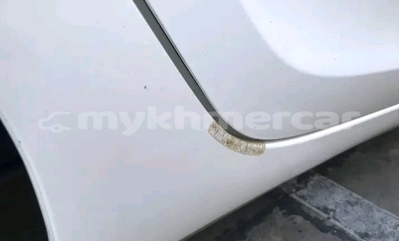 Buy Used Toyota Camry White Car in Chbar Mon in Kampong Speu Province Buy Used Toyota Camry White Car in Chbar Mon in Kampong Speu Province