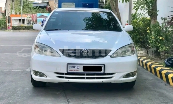 Buy Used Toyota Camry White Car in Chbar Mon in Kampong Speu Province Buy Used Toyota Camry White Car in Chbar Mon in Kampong Speu Province