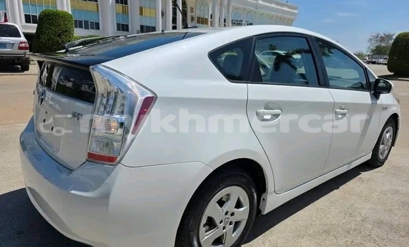 Buy Used Toyota Prius White Car in Khemarak Phoumin in Koh Kong Province Buy Used Toyota Prius White Car in Khemarak Phoumin in Koh Kong Province