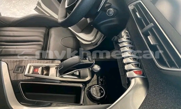 Buy Used Peugeot 3008 White Car in Import - Dubai in Kampot Province