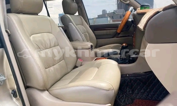 Cars for sale in cambodia - mykhmercar
