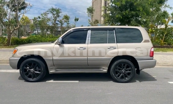 Buy Used Lexus LX 570 Other Car in Khลญm Srรกng in Kampong Speu Province Buy Used Lexus LX 570 Other Car in Khลญm Srรกng in Kampong Speu Province