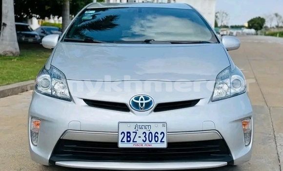 Buy Used Toyota Prius Other Car in Kampot in Kampot Province Buy Used Toyota Prius Other Car in Kampot in Kampot Province