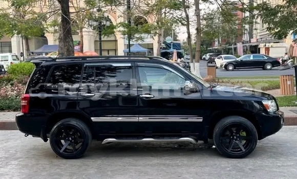 Buy Used Toyota Highlander Black Car in Cheom Ksan in Preah Vihear Province Buy Used Toyota Highlander Black Car in Cheom Ksan in Preah Vihear Province