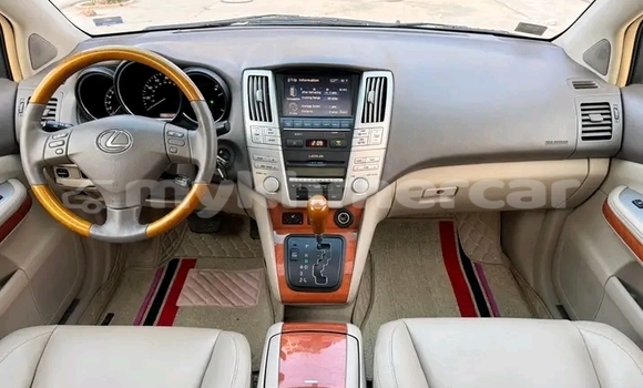 Buy Used Lexus RX 330 Other Car in Kampong Chhnang in Kampong Chhnang Province Buy Used Lexus RX 330 Other Car in Kampong Chhnang in Kampong Chhnang Province