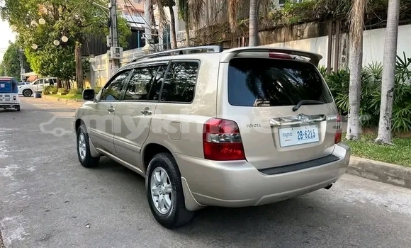 Buy Used Toyota Highlander Other Car in Chbar Mon in Kampong Speu Province Buy Used Toyota Highlander Other Car in Chbar Mon in Kampong Speu Province