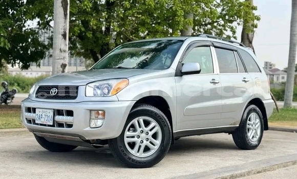 Buy Used Toyota RAV4 Other Car in Chbar Mon in Kampong Speu Province Buy Used Toyota RAV4 Other Car in Chbar Mon in Kampong Speu Province