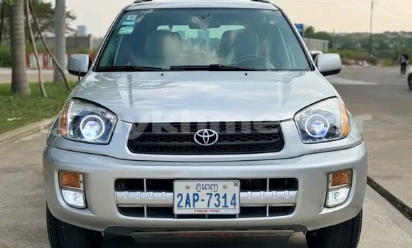 Buy Used Toyota RAV4 Other Car in Chbar Mon in Kampong Speu Province Buy Used Toyota RAV4 Other Car in Chbar Mon in Kampong Speu Province