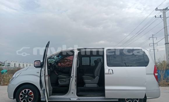 Buy Used Hyundai Starex Other Car in Phnom Penh in Phnom Penh Buy Used Hyundai Starex Other Car in Phnom Penh in Phnom Penh