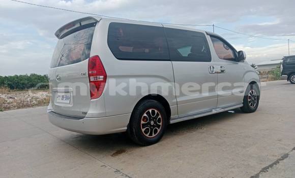 Buy Used Hyundai Starex Other Car in Phnom Penh in Phnom Penh Buy Used Hyundai Starex Other Car in Phnom Penh in Phnom Penh