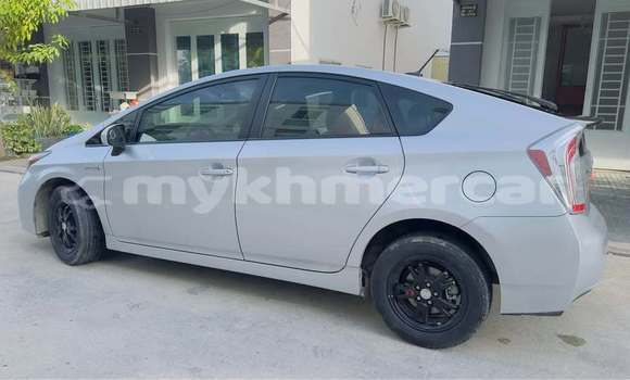 Buy Used Toyota Prius Other Car in Phnom Penh in Phnom Penh Buy Used Toyota Prius Other Car in Phnom Penh in Phnom Penh