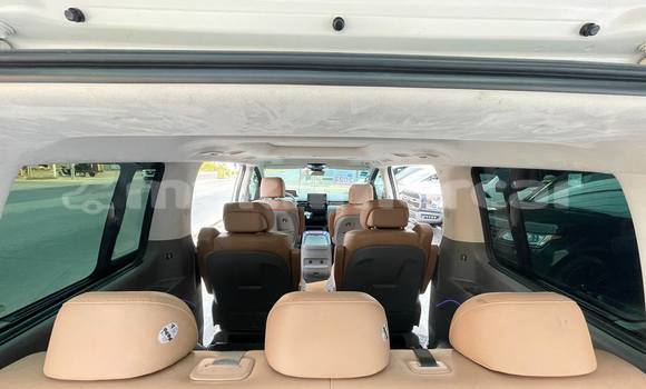 Buy Used Hyundai Starex White Car in Phnom Penh in Phnom Penh Buy Used Hyundai Starex White Car in Phnom Penh in Phnom Penh