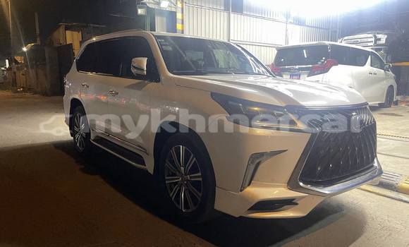 Buy Used Lexus LX 570 White Car in Phnom Penh in Phnom Penh Buy Used Lexus LX 570 White Car in Phnom Penh in Phnom Penh