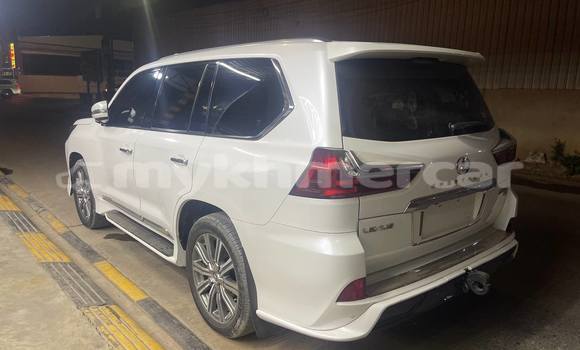 Buy Used Lexus LX 570 White Car in Phnom Penh in Phnom Penh Buy Used Lexus LX 570 White Car in Phnom Penh in Phnom Penh