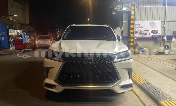 Buy Used Lexus LX 570 White Car in Phnom Penh in Phnom Penh Buy Used Lexus LX 570 White Car in Phnom Penh in Phnom Penh