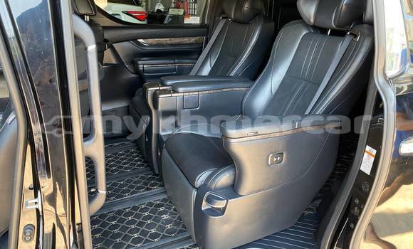 Buy Used Toyota Alphard Black Car in Phnom Penh in Phnom Penh Buy Used Toyota Alphard Black Car in Phnom Penh in Phnom Penh