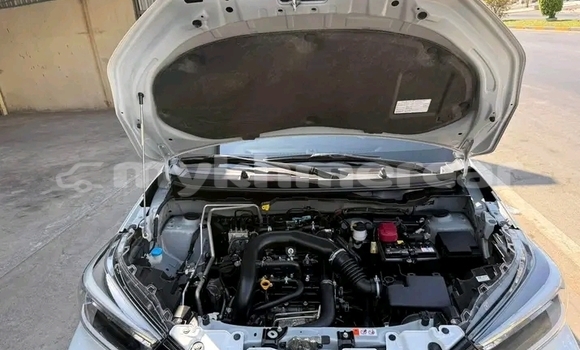 Acheter Occasion Voiture Toyota RAV4 Blanc à Chbar Mon, Kampong Speu Province Acheter Occasion Voiture Toyota RAV4 Blanc à Chbar Mon, Kampong Speu Province