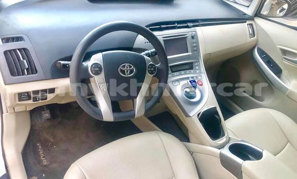 Acheter Occasion Voiture Toyota Prius Blanc à Phnom Penh, Phnom Penh Acheter Occasion Voiture Toyota Prius Blanc à Phnom Penh, Phnom Penh