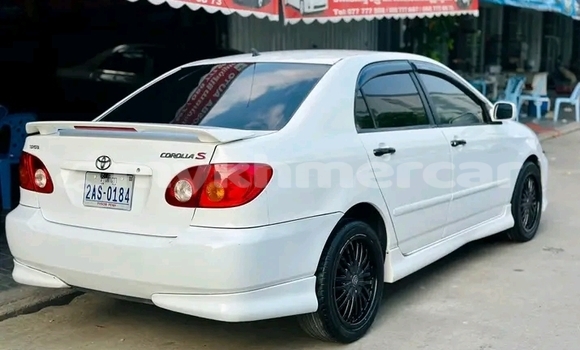 Acheter Occasion Voiture Toyota Corolla Blanc à Cheom Ksan, Preah Vihear Province Acheter Occasion Voiture Toyota Corolla Blanc à Cheom Ksan, Preah Vihear Province