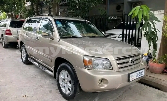 Acheter Occasion Voiture Toyota Highlander Autre à Chbar Mon, Kampong Speu Province Acheter Occasion Voiture Toyota Highlander Autre à Chbar Mon, Kampong Speu Province
